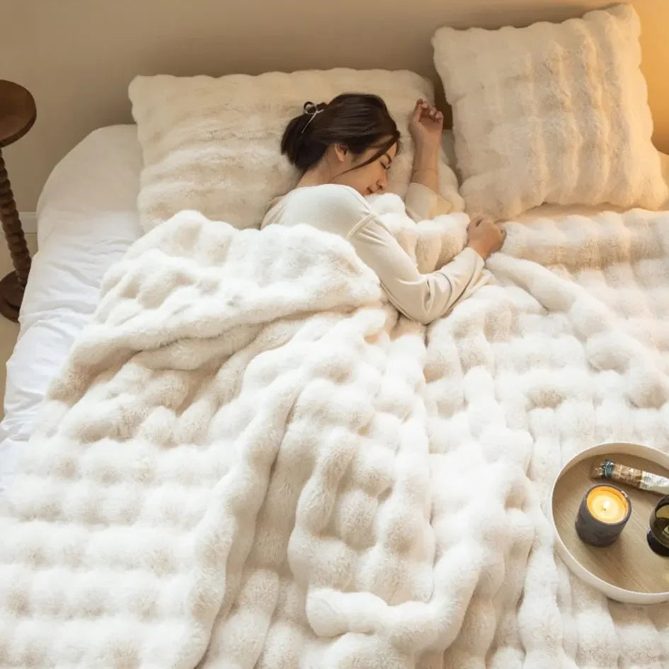 RYNX | The Ultimate Plush Wool Blanket For Unmatched Comfort