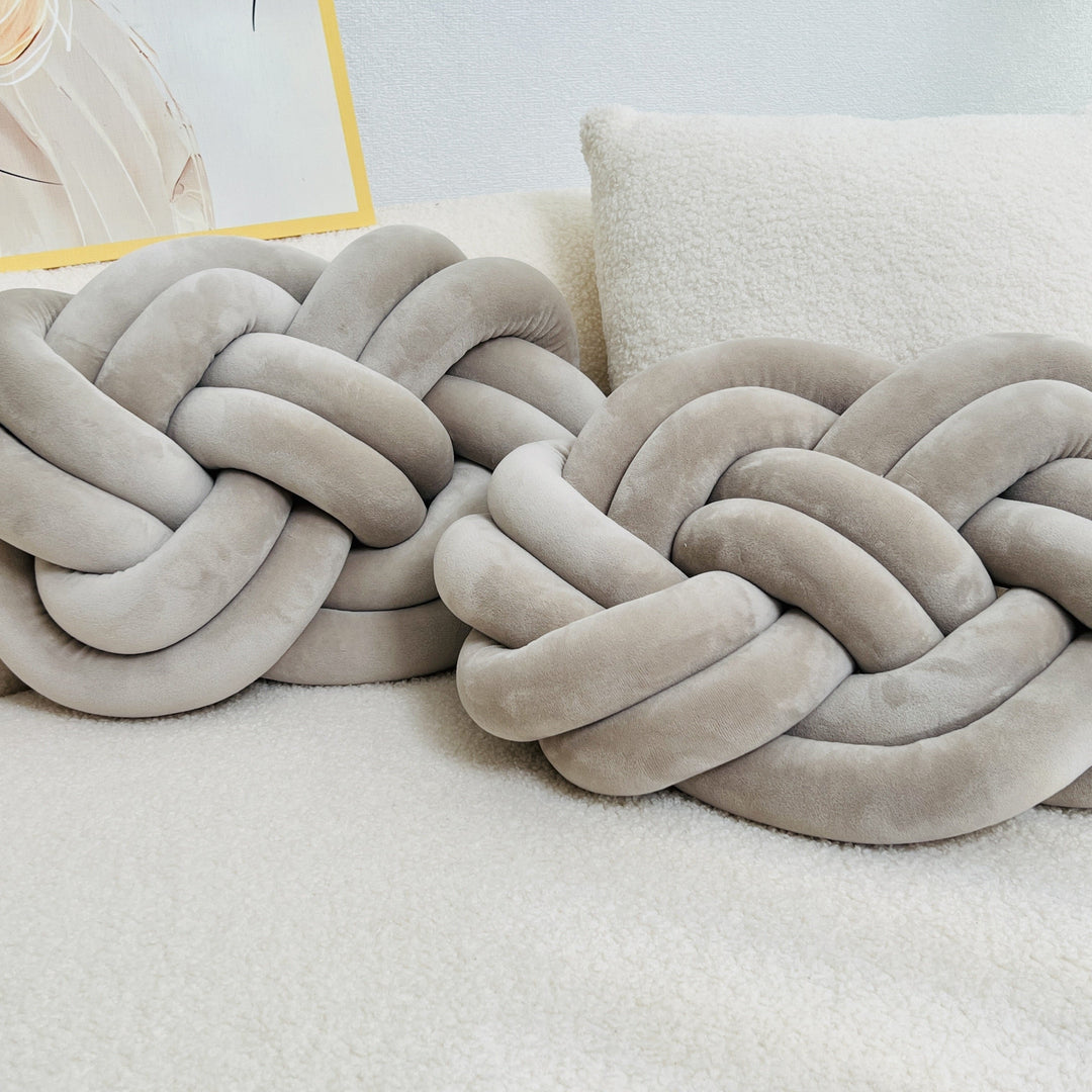 Rynx | VelvetAura – Luxury decorative pillow duo