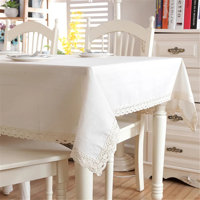 Rynx | Polyester bedding with lace edge
