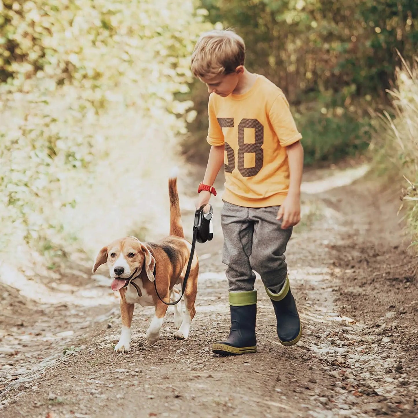 Rynx | Adjustable dog leash with bag dispenser and dog waste bags