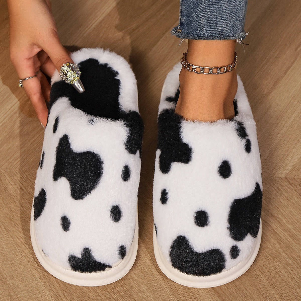 Rynx | Shady Cow Print Plush Slippers for Couples - Cozy Anti-Slip Soft Home Shoes for Winter