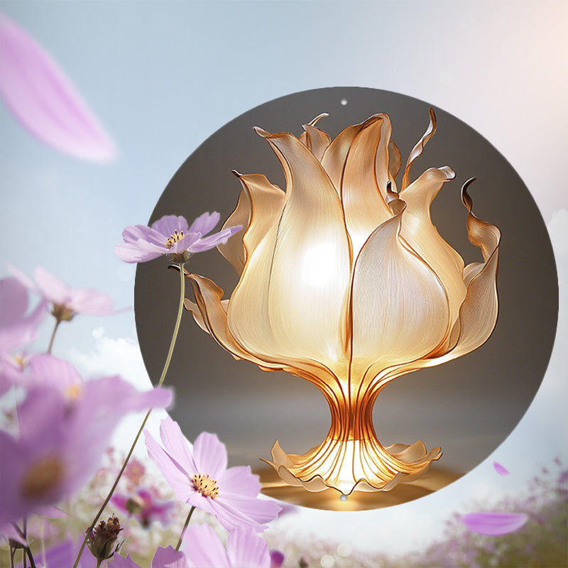Rynx | LotusLamp - Aluminum Flower Table Lamp with LED Light