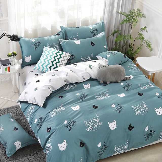 Rynx | Follow My Feet Minimalist Cat Theme Bedding Set