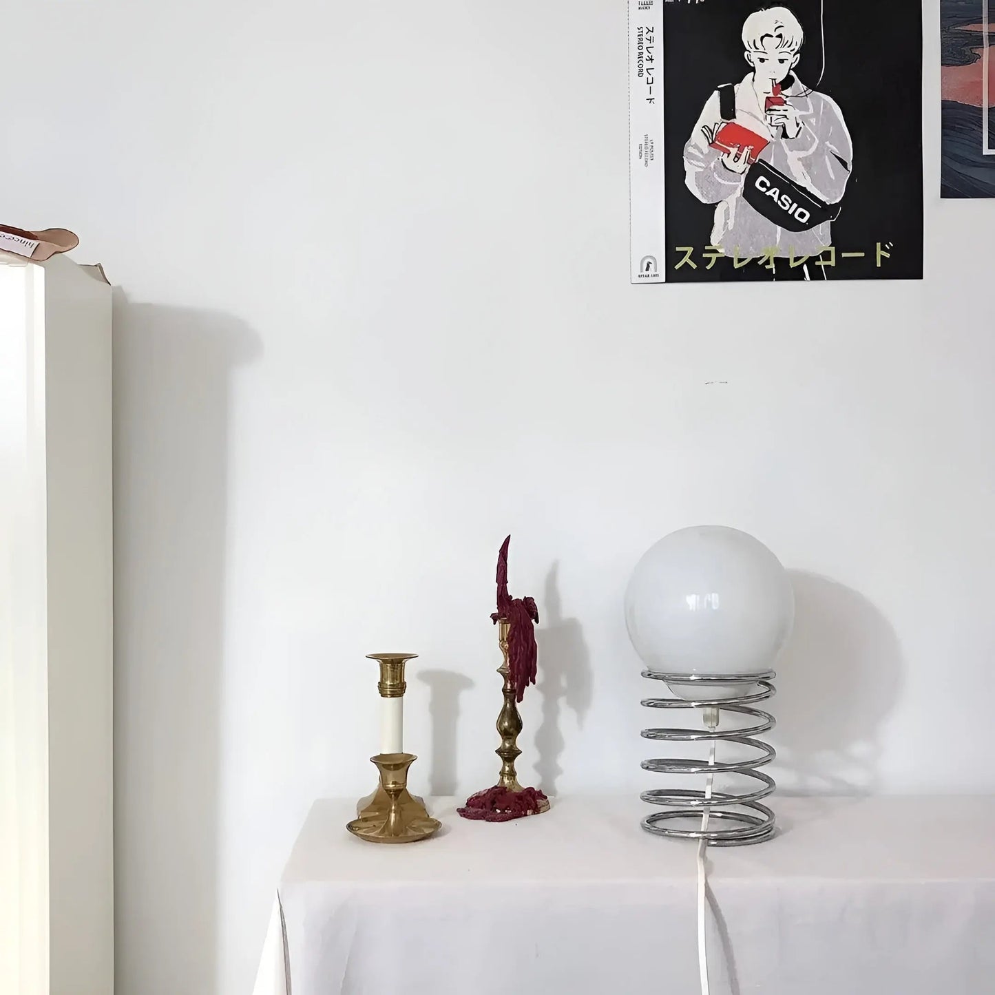 Rynx | MoonGlow - Elegant Moon Lamp for mood lighting and cozy atmosphere