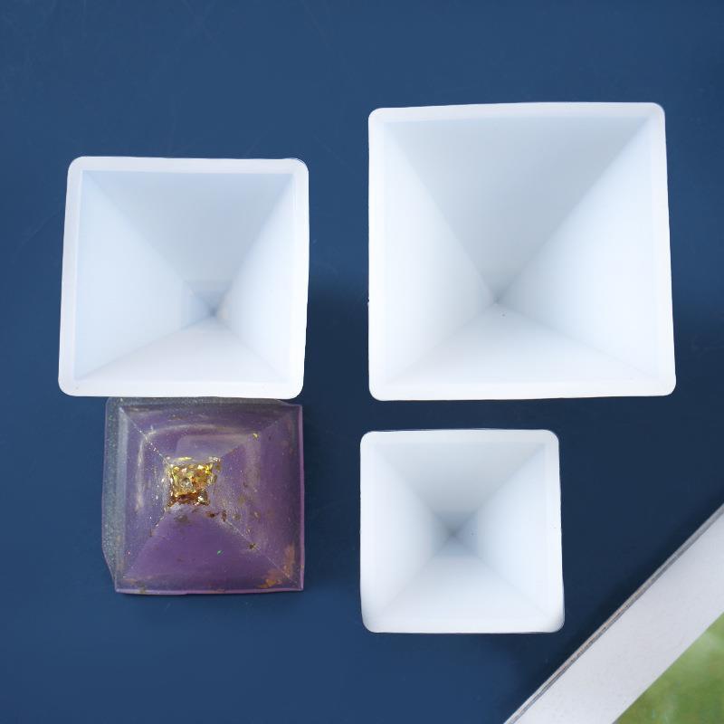Rynx | Artisan Pyramid Candle Making Set - DIY Aromatherapy Wax Candle Kit