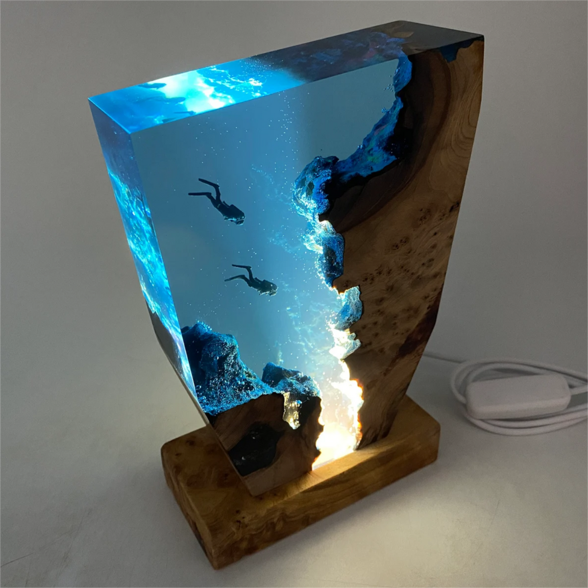 Rynx | Abylume LED Dive Light | Waterproof Underwater Lighting | Color Change Light | Pool & Aquarium Decoration