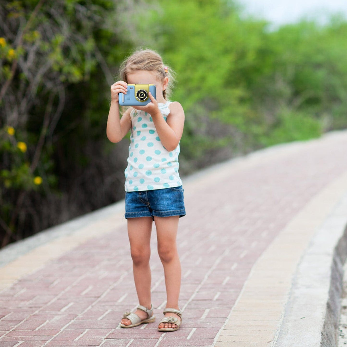 Rynx | Kids Digital Camera with Rotatable Lens