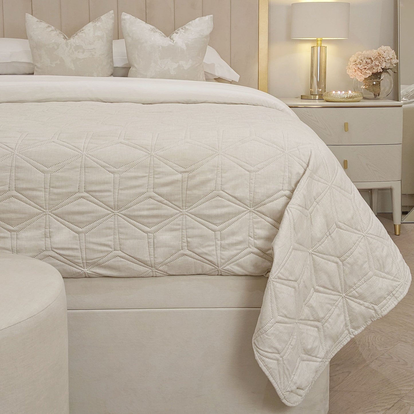 Rynx | Kynlee Cream Linen Fabric Luxury Quilted Bedding Set