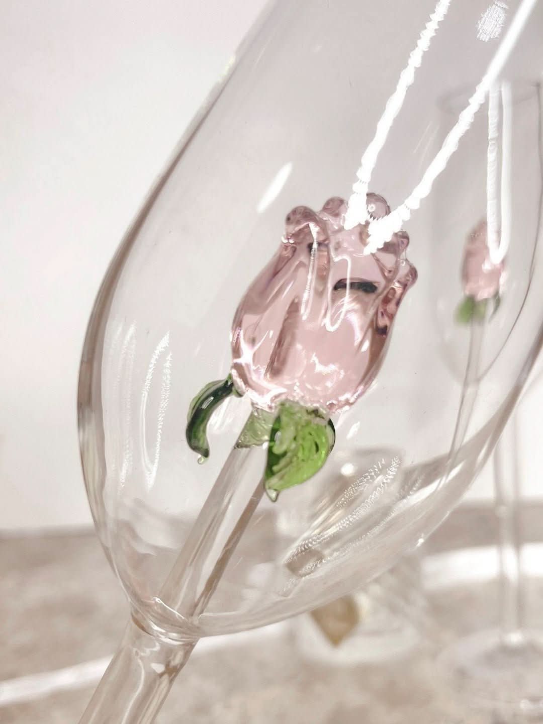 Rynx | La Vie En Rose | Champagne glass - Handmade