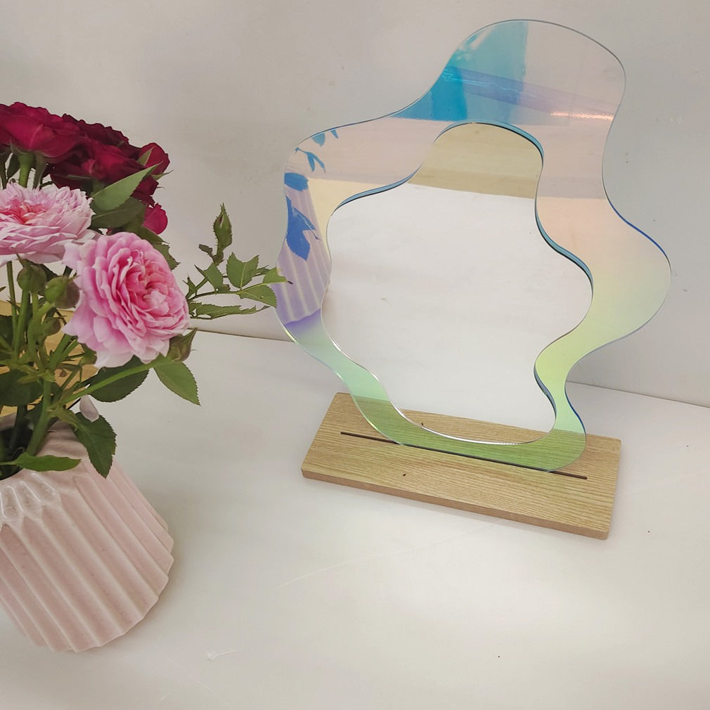 Rynx | Specular Acrylic Blob Mirror