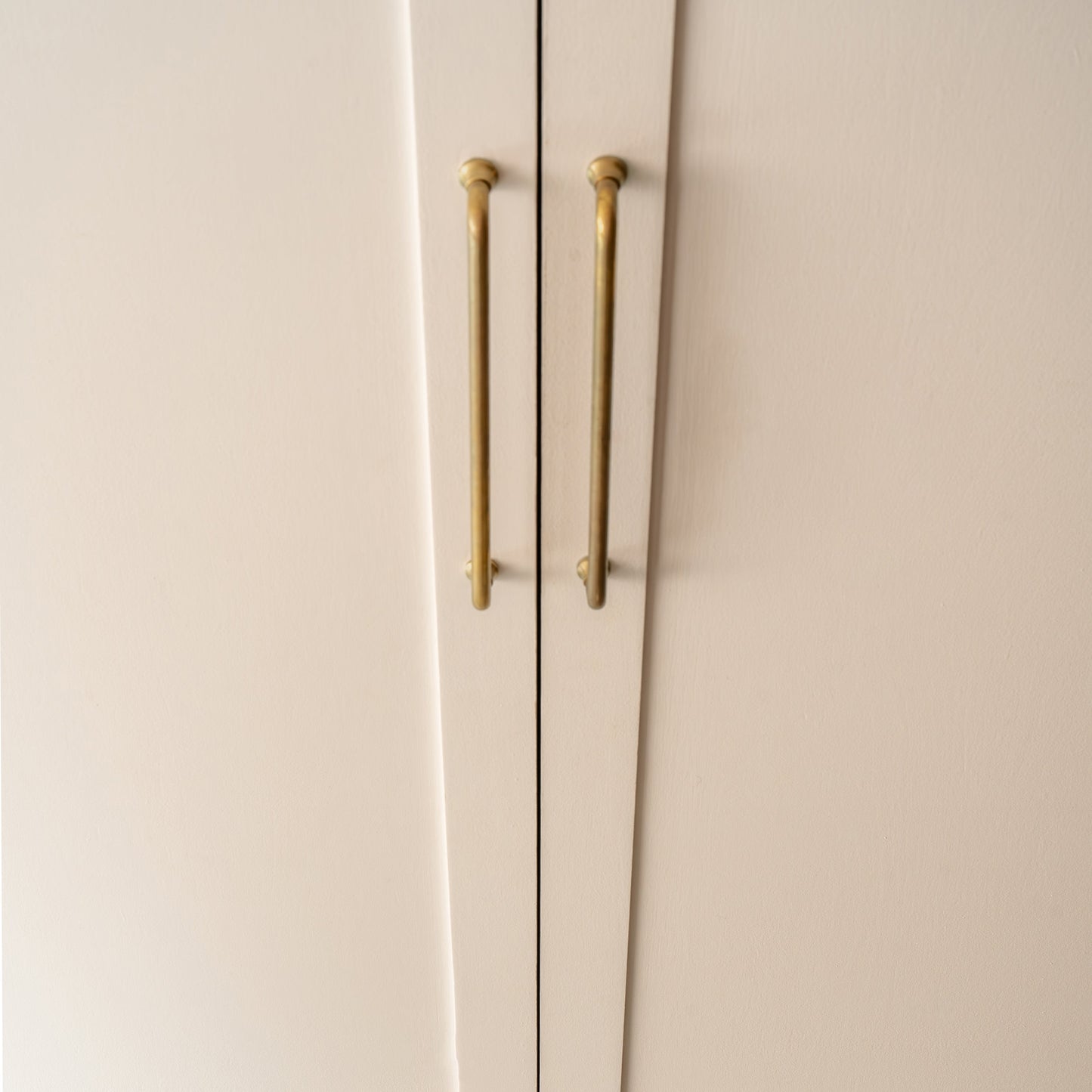 Rynx | Sycamore Furniture Handle 384mm - Antique Brass
