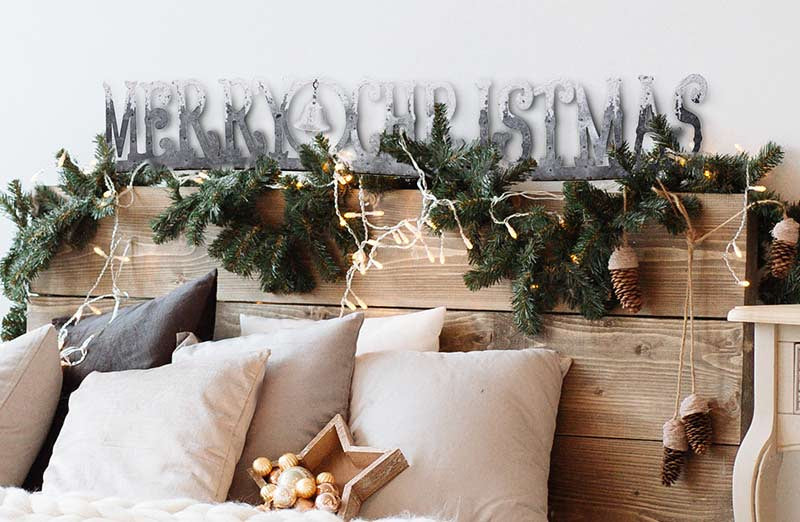 Rynx | Rustic metal "Merry Christmas" table sign