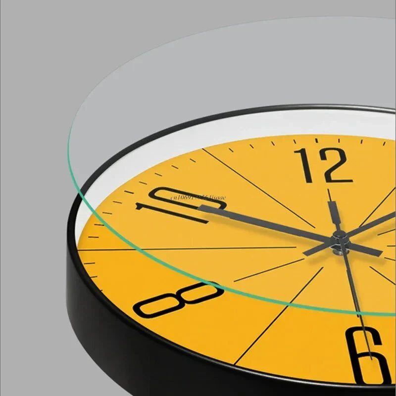 Rynx | Modern Nordic Style Wall Clock - Elegant Design - Perfect Time Display