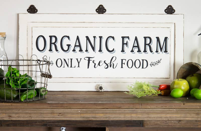 Rynx | Distressed wood "Organic Farm" sign