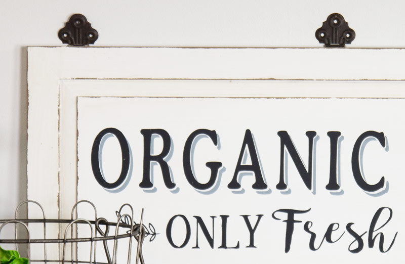 Rynx | Distressed wood "Organic Farm" sign