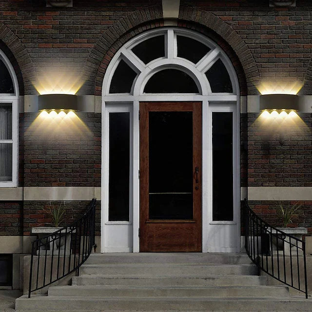 Rynx | Outdoor Waterproof Wall Lamp