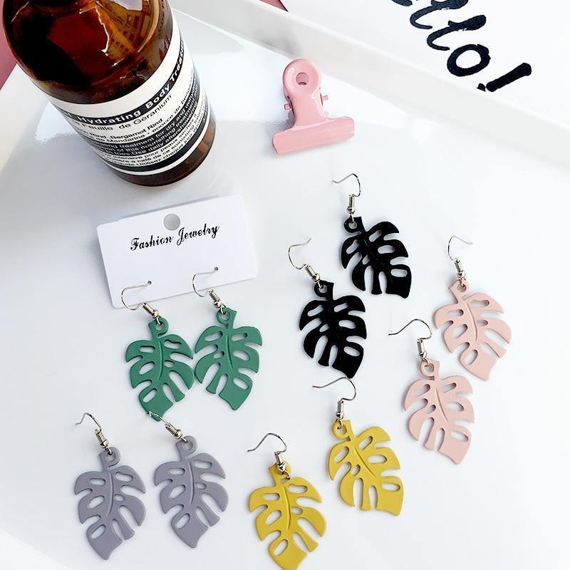 Rynx | NatureChic Monstera Earrings | Dangle Style | Timeless Jewelry