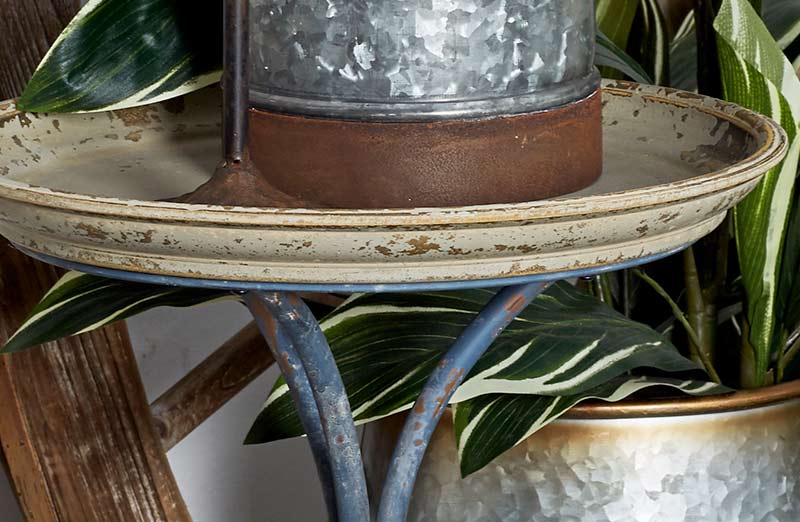 Rynx | Antique Scroll Accent Table
