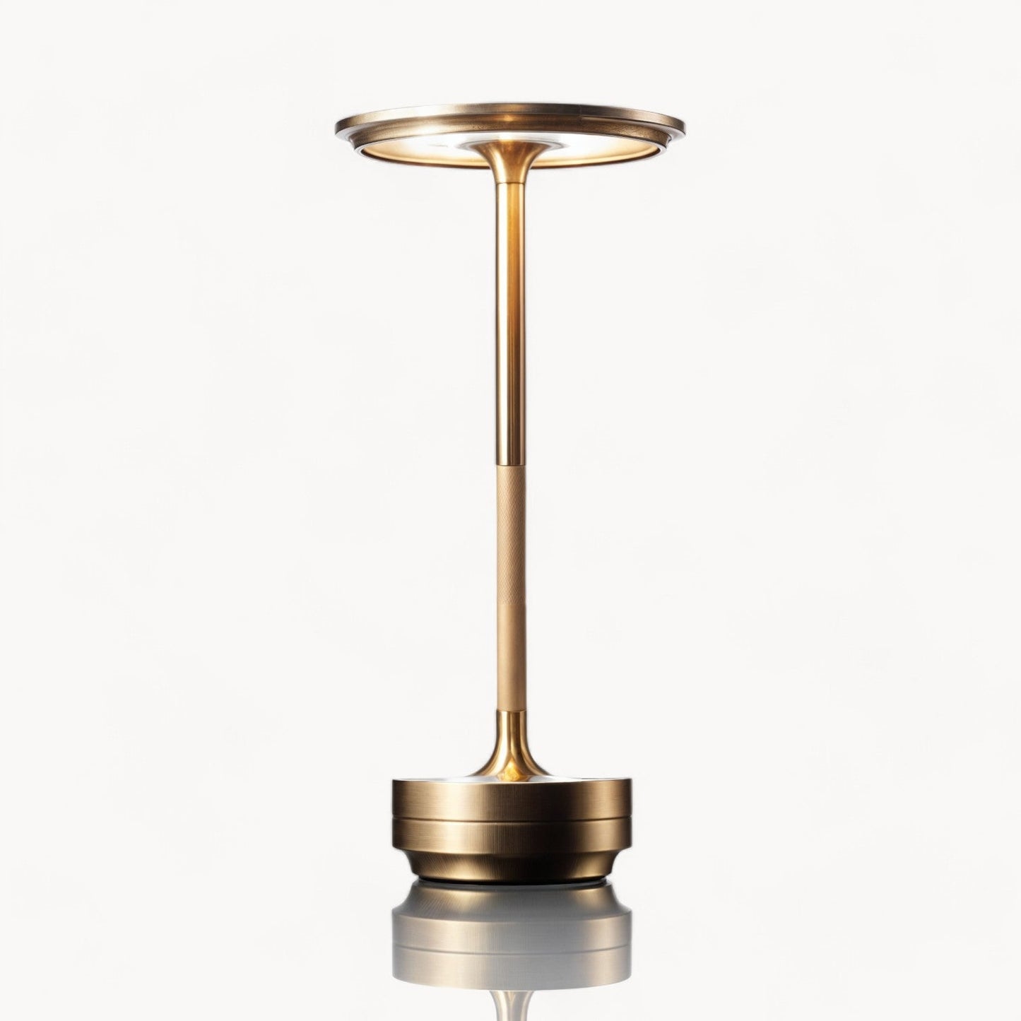 RYNX | Wireless Nordiclight Table Lamp | Usb Rechargeable, Metal, Dimmable