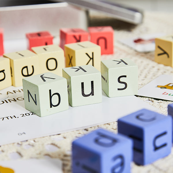 Rynx | English Letters Scrabble Game
