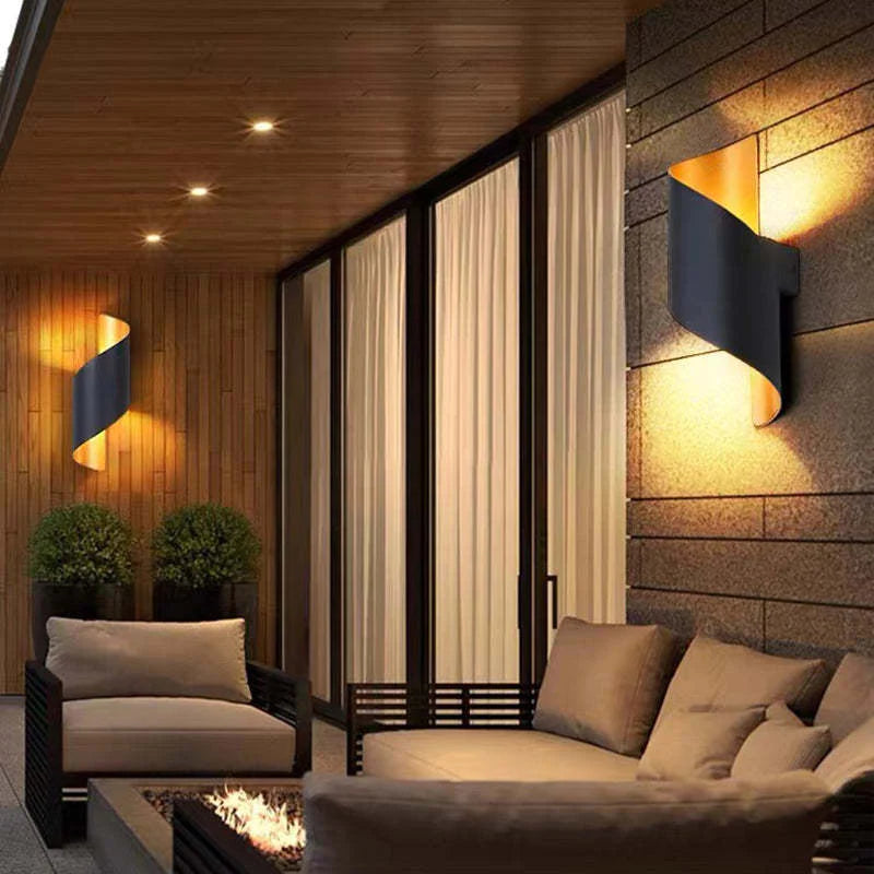 Rynx | Orr Modern LED Wall Lamp, Spiral, Indoor, White/Black, Metal