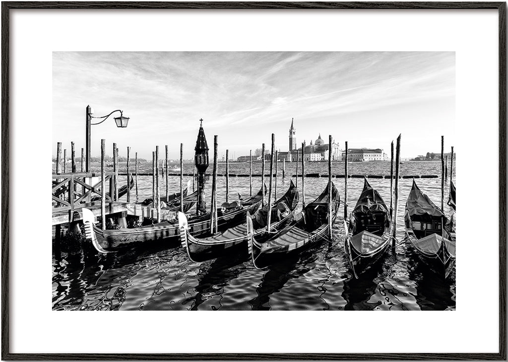 Rynx | Black Venezia - Gondolas for San Giorgio Maggiore
