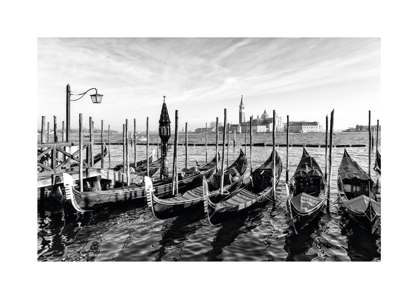 Rynx | Black Venezia - Gondolas for San Giorgio Maggiore