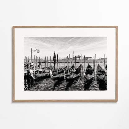 Rynx | Black Venezia - Gondolas for San Giorgio Maggiore