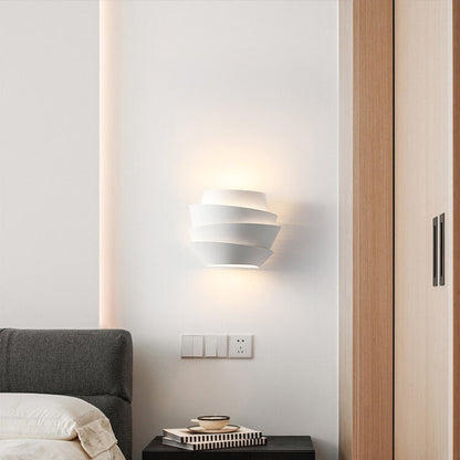 Rynx | Scandinavian Wall Lamp with Double Light Points - NordGlow