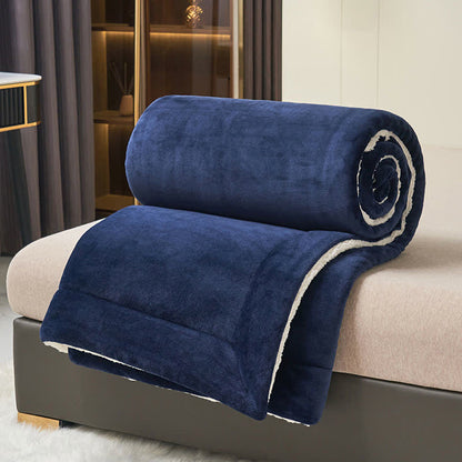 Rynx | Solid thick double-sided velvet cube blanket