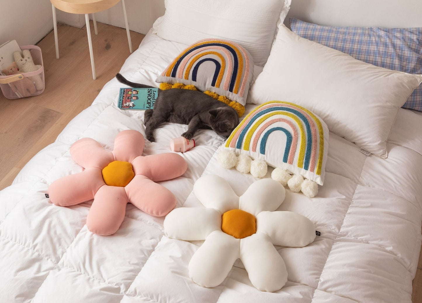 Rynx Daisy Flower Decorative Cute Cushion Pillow