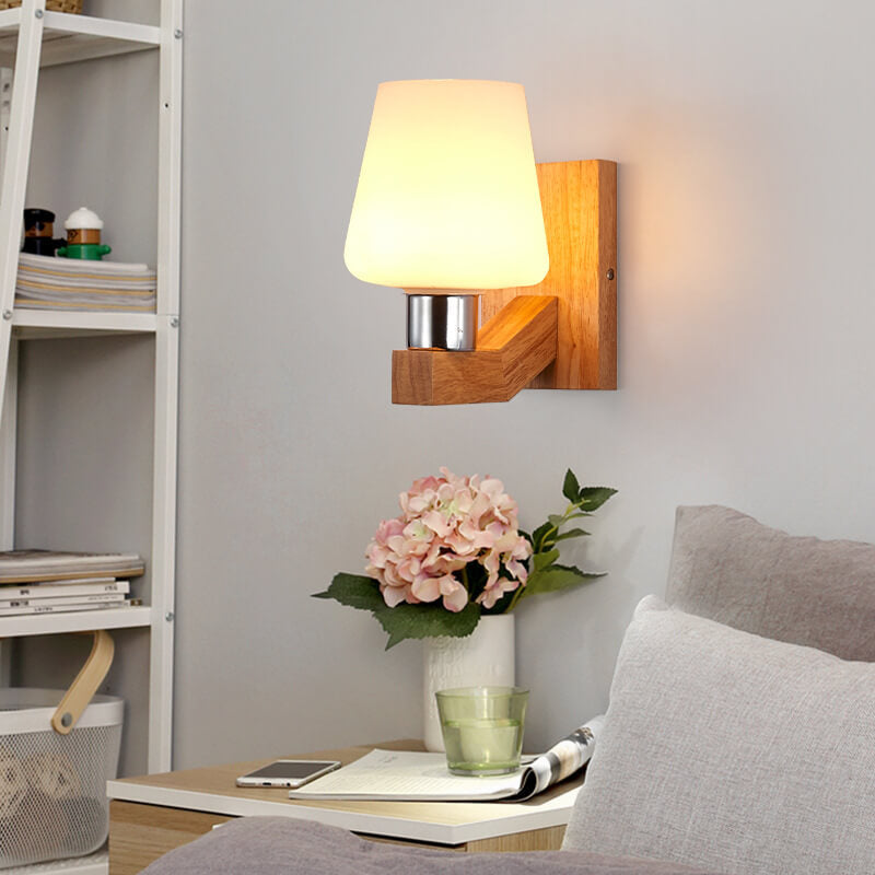 Rynx | Nordic Minimalist Wall Lamp with Glass and Wood