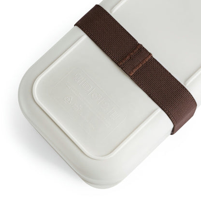 Rynx | Personalized sustainable Bento lunch box with elegant wooden lid and innovative compartments