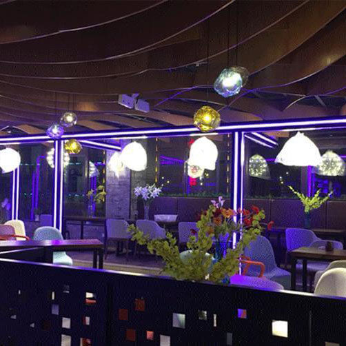 Rynx | Glasvara Pendant Light | Modern Glass Design | Irregular Shape | Living Room Light