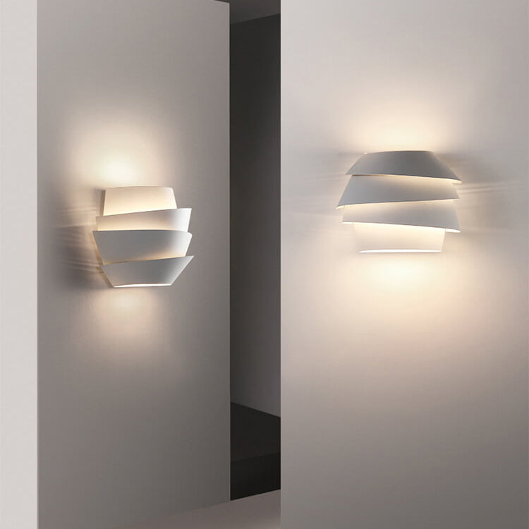 Rynx | Scandinavian Wall Lamp with Double Light Points - NordGlow
