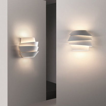Rynx | Scandinavian Wall Lamp with Double Light Points - NordGlow