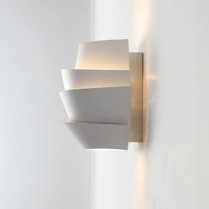 Rynx | Scandinavian Wall Lamp with Double Light Points - NordGlow