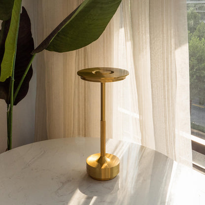 Rynx | Ambient Metallic Wireless Table Lamp