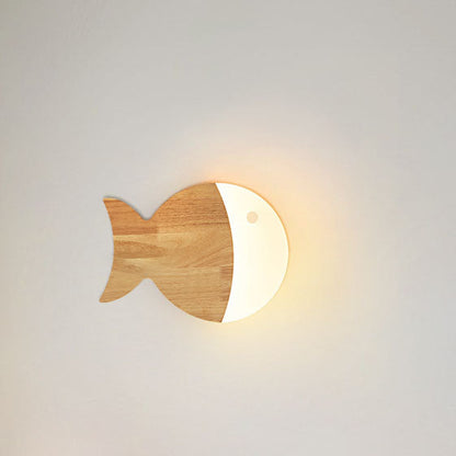 Rynx | Nordic Creative Simple Wood Art Small Fish LED Lamp