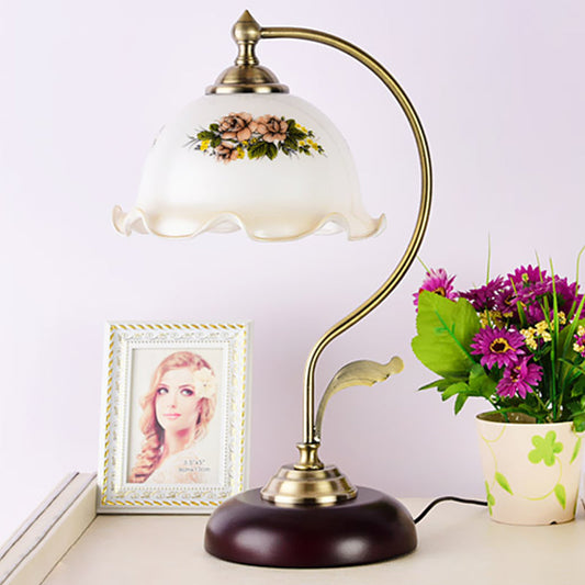 Rynx | Vintaria – Pleated Dome Natlys made of Frosted Glass