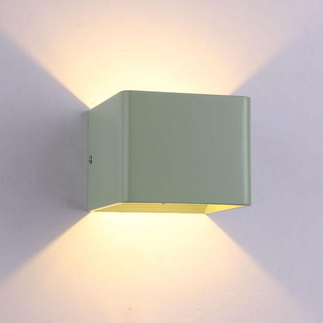 Rynx | LED-Mini-Square Wall Lamp in Aluminum