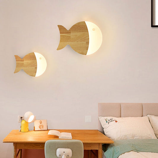 Rynx | Fynnora Nordic Wall Lamp | Oak & Acrylic | Minimalist Fish Design | LED Lighting