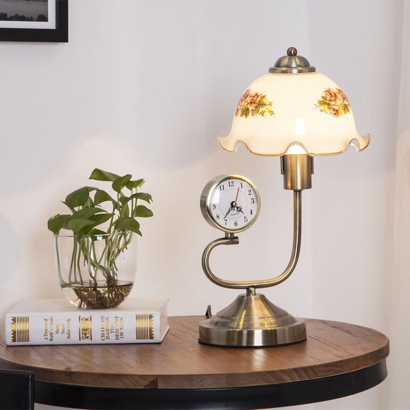 Rynx | Florvella – rustic flower table lamp with slanted crystal