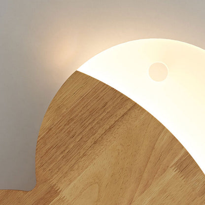Rynx | Fynnora Nordic Wall Lamp | Oak & Acrylic | Minimalist Fish Design | LED Lighting