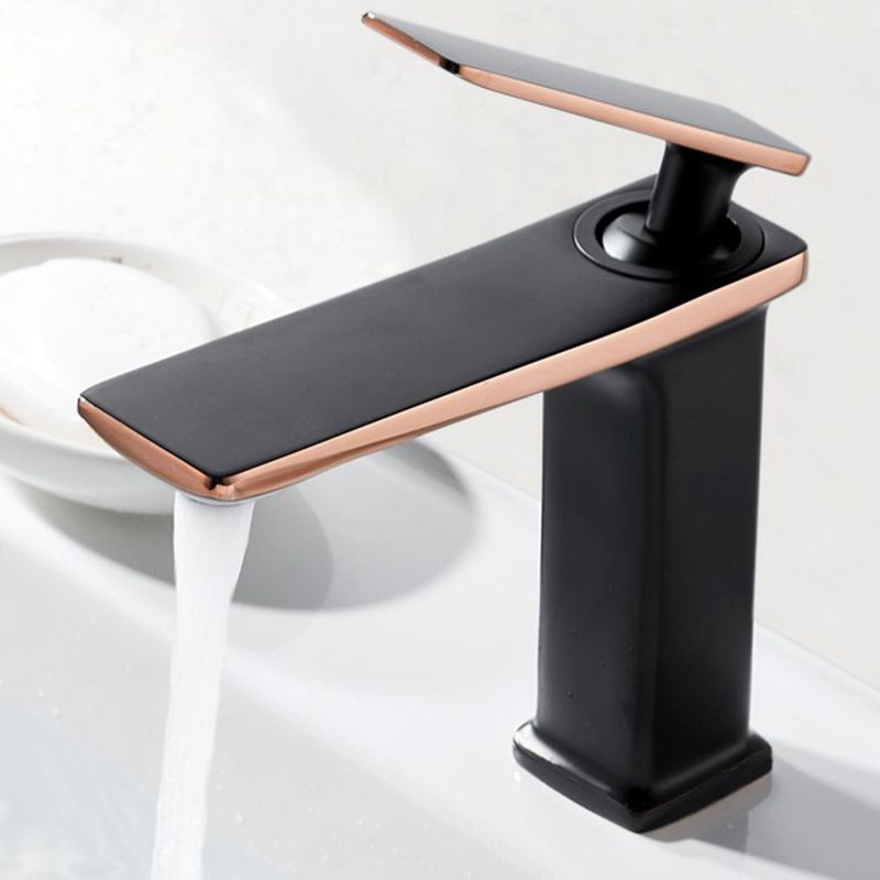 Rynx | Single Hole Bathroom Faucet 6.69" H Modern Luxury Sink Faucet