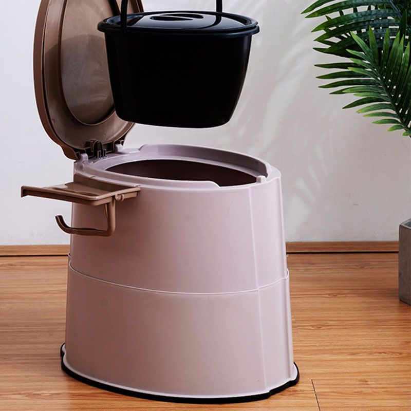 Rynx | Contemporary plastic floor-mounted toilet bowl with toilet seat for the bathroom