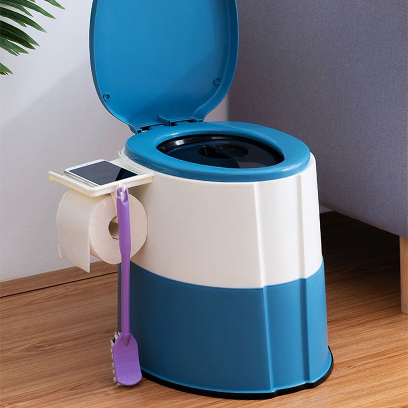 Rynx | Contemporary plastic floor-mounted toilet bowl with toilet seat for the bathroom