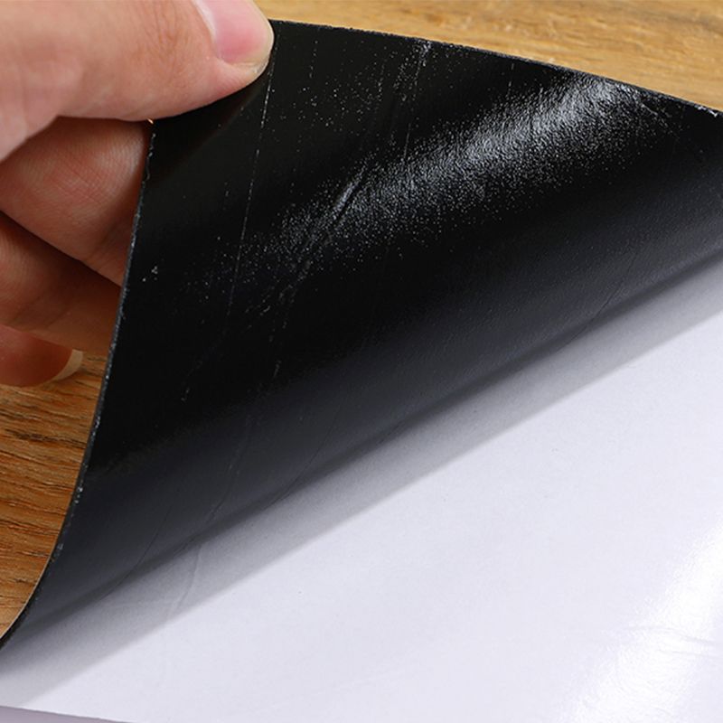 Rynx | Modern Vinyl Flooring Planks Wood Look Self-adhesive PVC Floor Covering