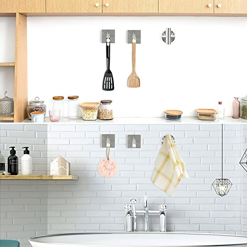 Rynx | Metal Simple Bathroom Accessories as a Single Piece or in a Set in Silver