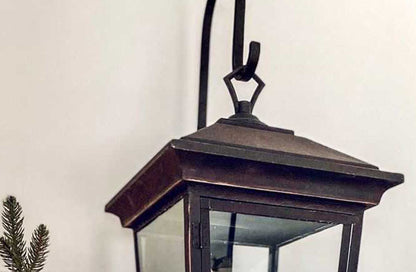 Rynx | Oil-rubbed bronze outdoor wall light